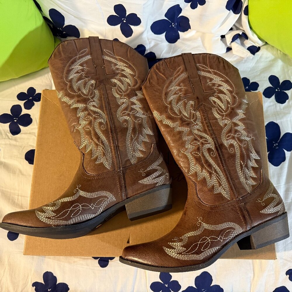 NIB-Coconuts by Matisse  Lonestar Chocolate Embroidered Cowboy Boots-Size 9M - Picture 2 of 4